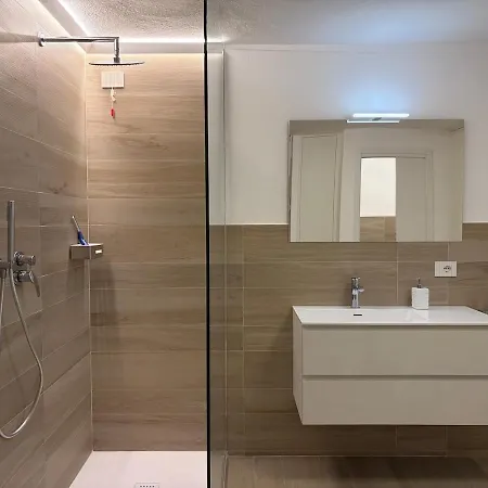 Διαμέρισμα Domus Borgo - Loft Moderno In Centro Storico *