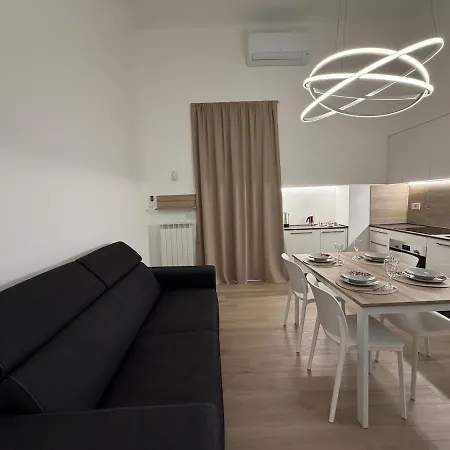 Διαμέρισμα Domus Borgo - Loft Moderno In Centro Storico